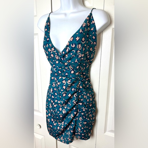SUPERDOWN Revolve Mia Mini Dress Leopard Animal Print Blue Green Teal Ruched - Picture 4 of 15